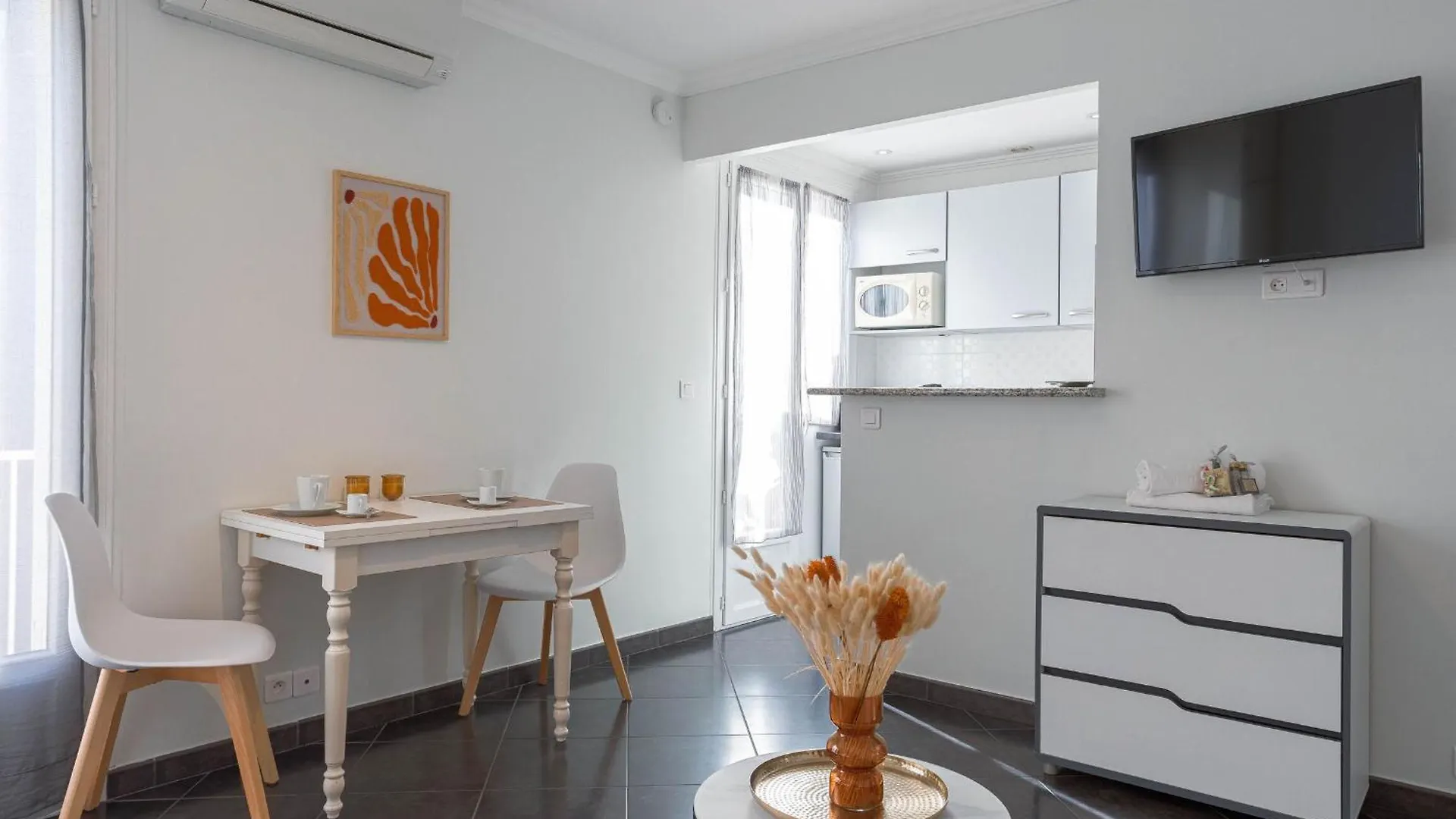 קאן Rue Hoche By Halldis צרפת