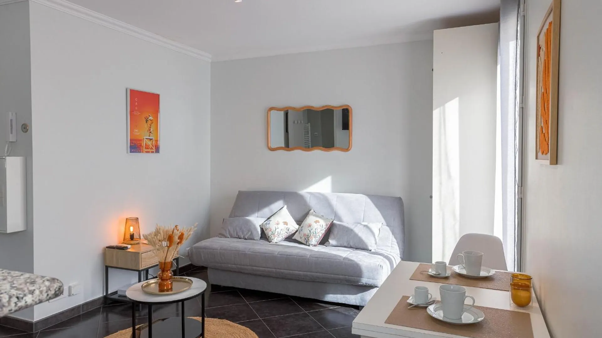 Rue Hoche By Halldis Cannes Apartamento